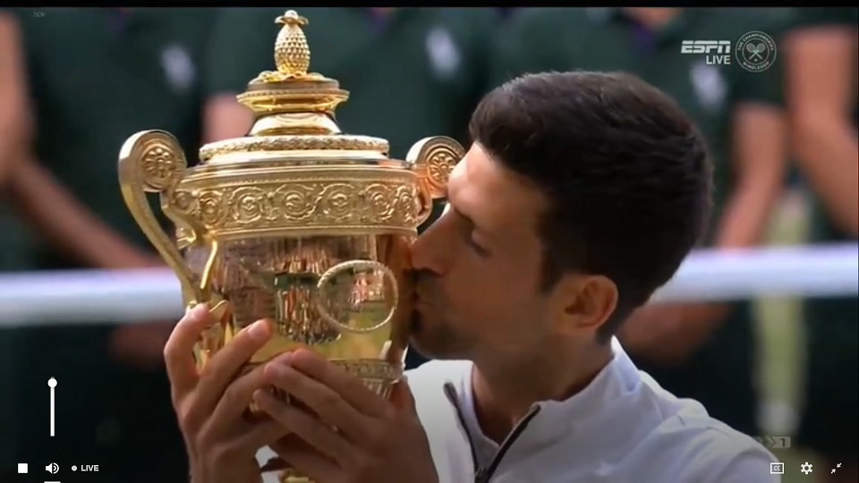 novak-kiss.png